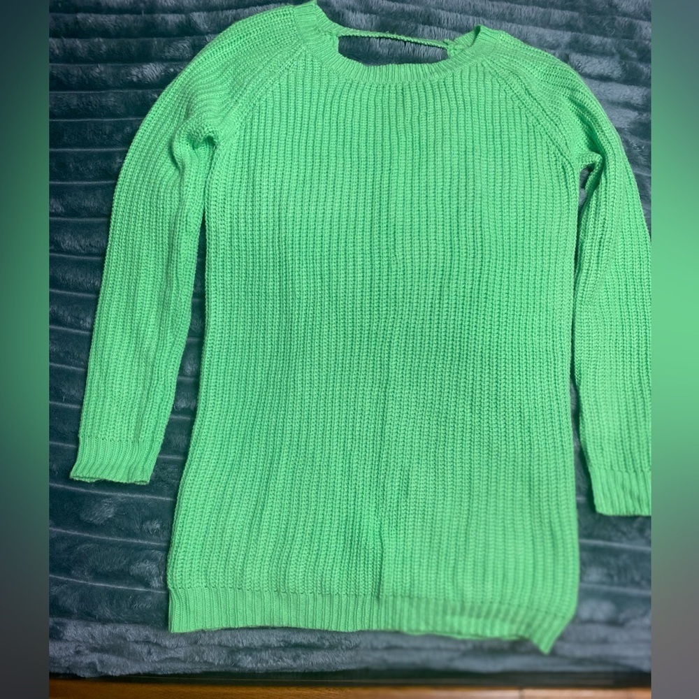 Women’s acrylic sweater by Its Our Time Sz M
